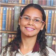 Professora e Pedagoga Ensina Crianças de 0 à 10 anos